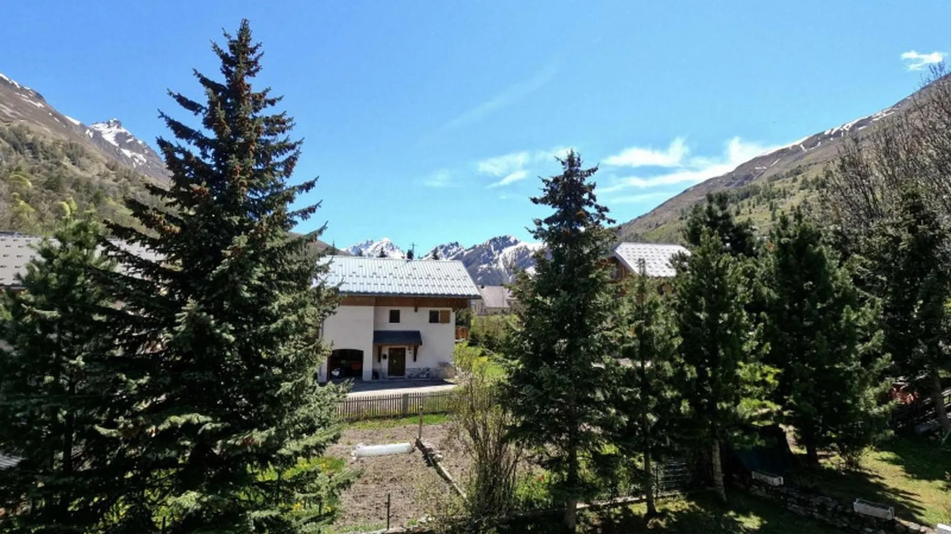 Apartment Appartement 6 Pers, 2 Ch, Animaux Admis, Parking, Balcon Expose Sud - Fr-1-263-540 Valloire